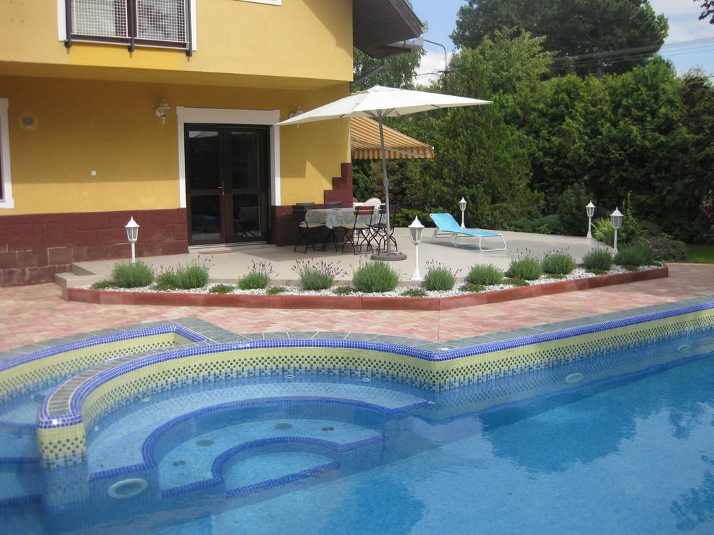 Schieszl Apartments Zamardi 1 Екстер'єр фото